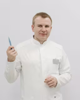Dr Adrian Król