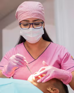 Dr Sylwia Ostrowska